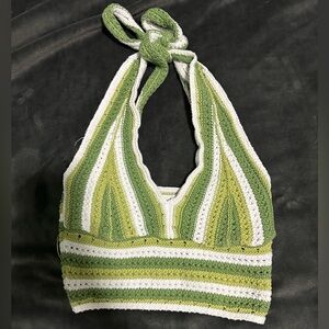 💚 Hollister crochet halter